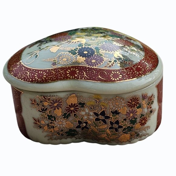 Satsuma Japan Porcelain Heart Shaped Trinket Box Vtg Floral with Gold Accents - Picture 8 of 12